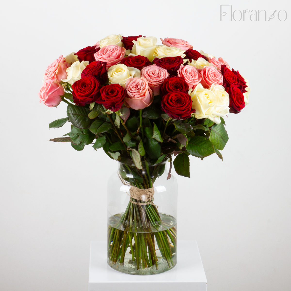 Boeket Rozen mix rode, witte en roze